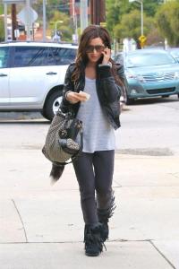ashley-tisdale-uggs